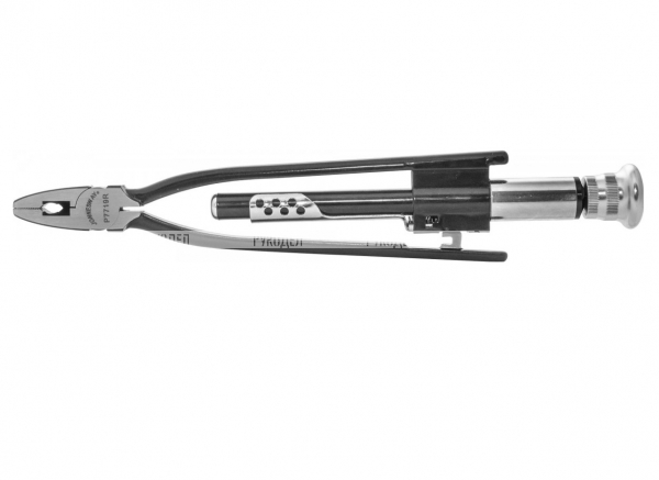 P7719R Плоскогубцы для скручивания проволоки с реверсом (твистеры), 225 мм.Jonnesway